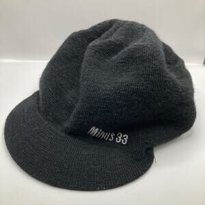 Minus33 Adult OS FLAW Black Spur Merino Wool Visor Beanie Outdoor Gorpcore Ski